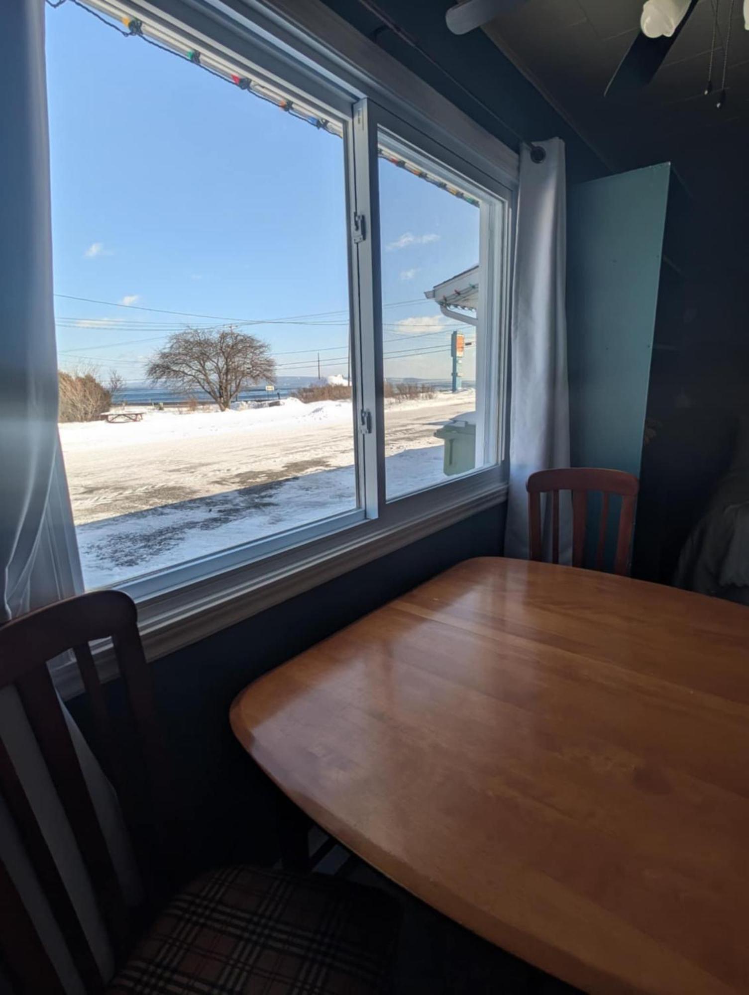 Motel Leblanc Carleton-sur-Mer Экстерьер фото