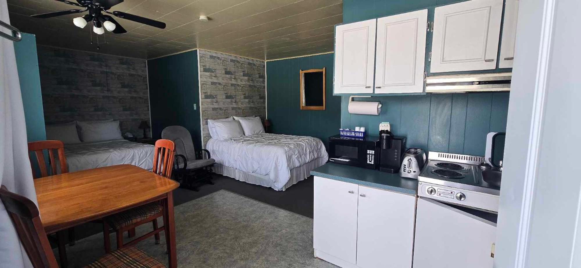 Motel Leblanc Carleton-sur-Mer Экстерьер фото