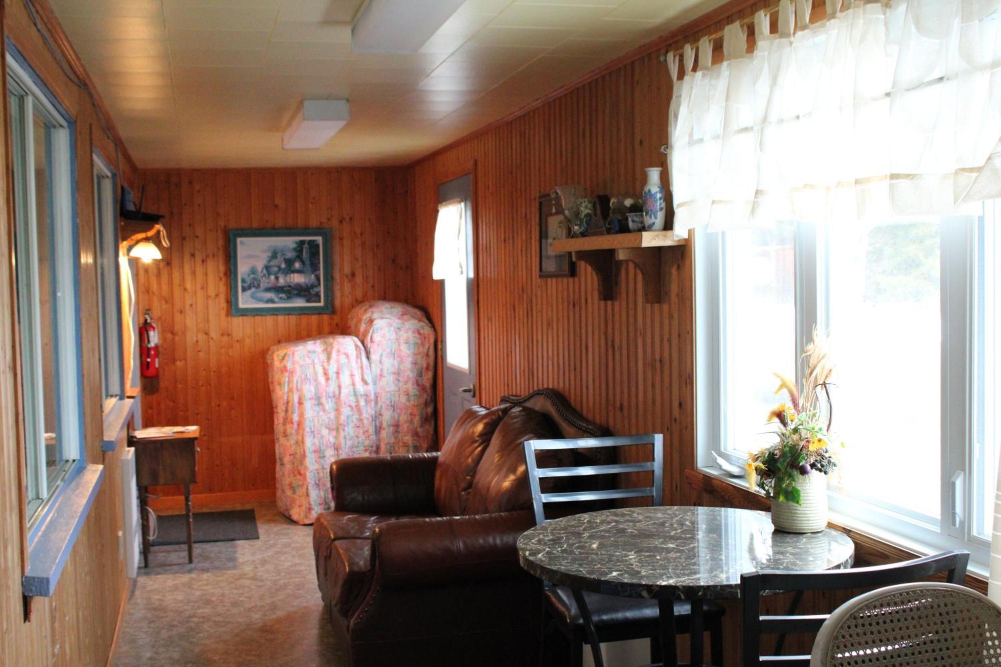 Motel Leblanc Carleton-sur-Mer Экстерьер фото